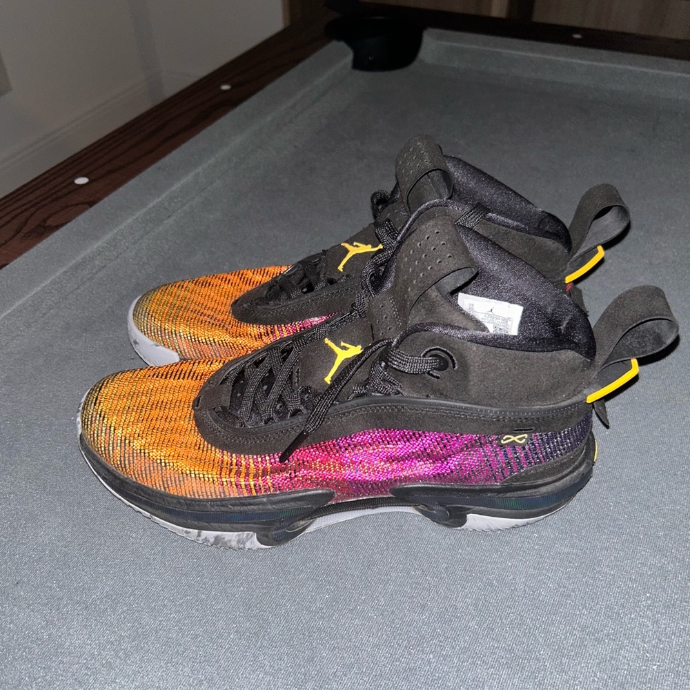 Size 10 - Jordan 36 “Heatwave” Model CZ2650 002